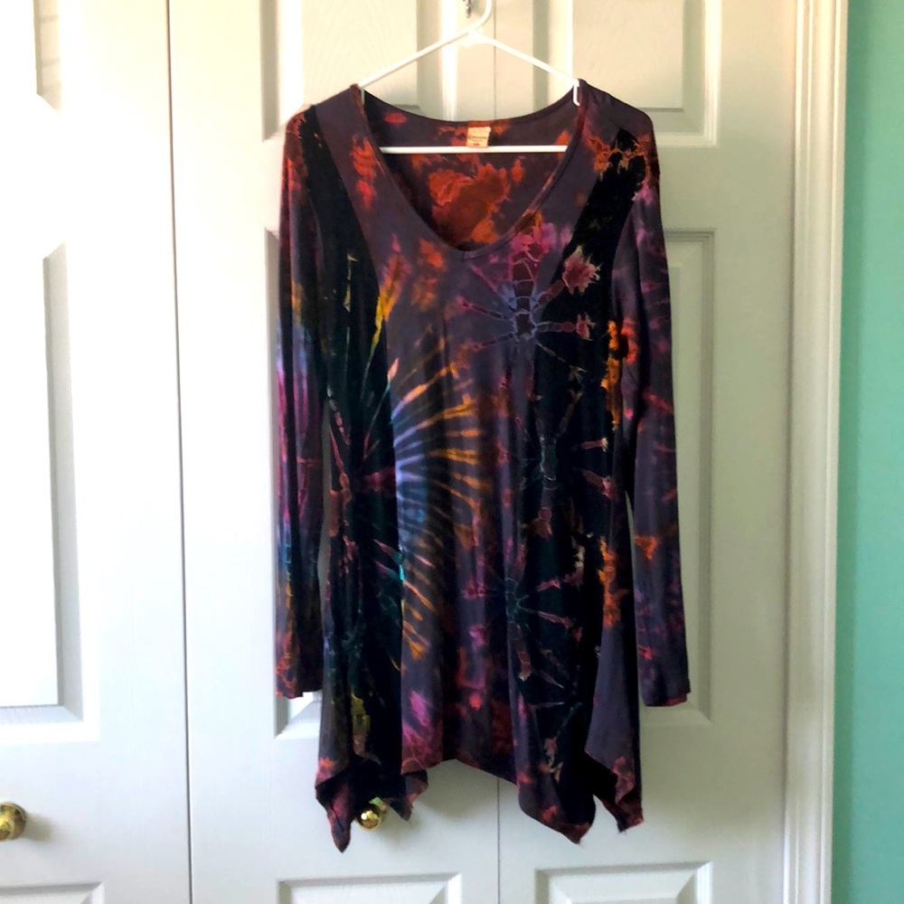 Kathmandu Imports tye-dye long sleeve